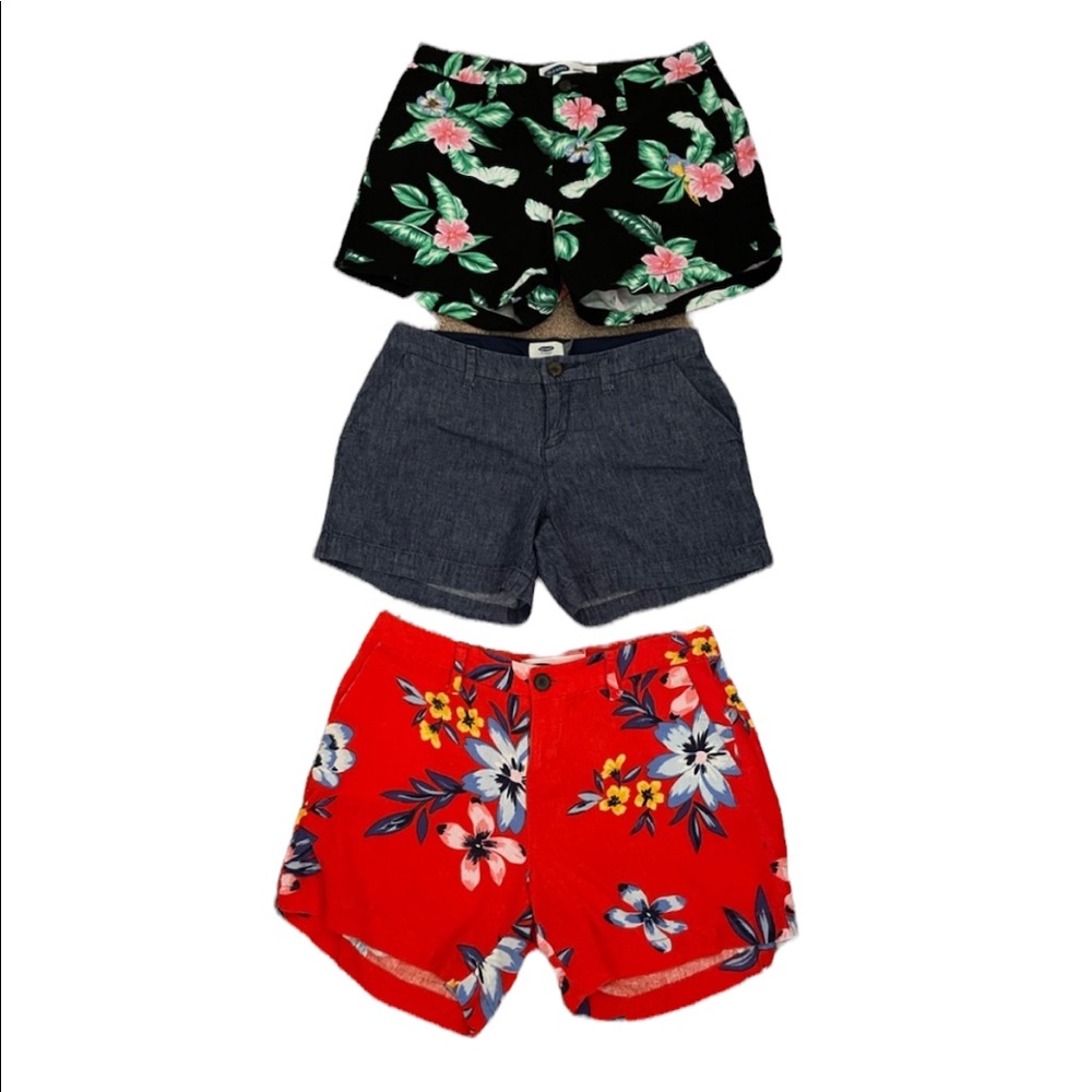 OLD NAVY WOMEN SHORT BUNDLE SET.